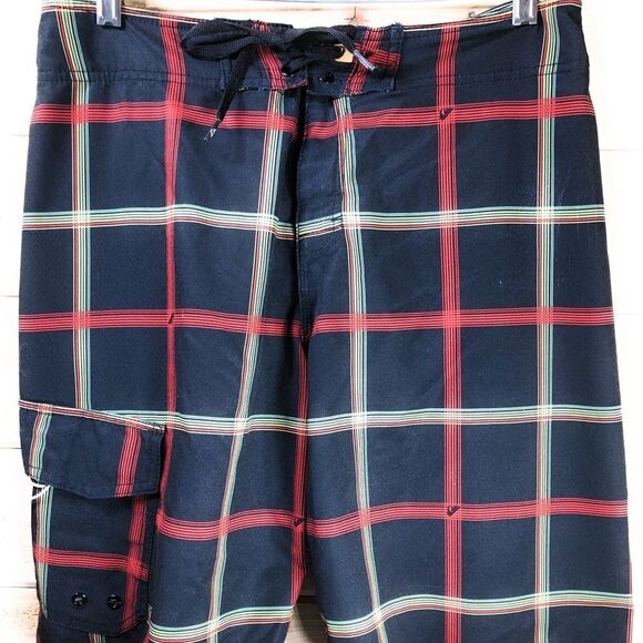 Quiksilver Board Shorts - Picture 1 of 5